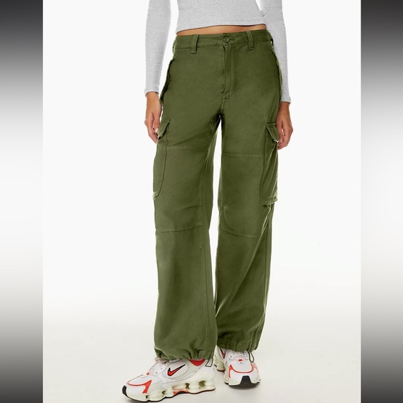 Aritzia Pants - Aritzia Supply Cargo Pants Size 0